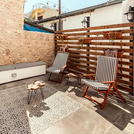 Diamante Guest House-1st Floor Апартаменты *