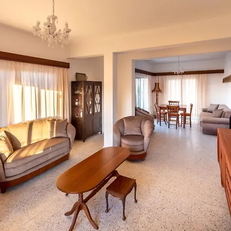 Diamante Guest House-1st Floor *