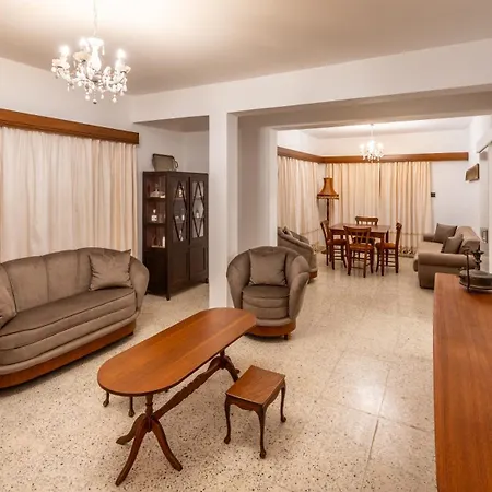 Diamante Guest House-1st Floor