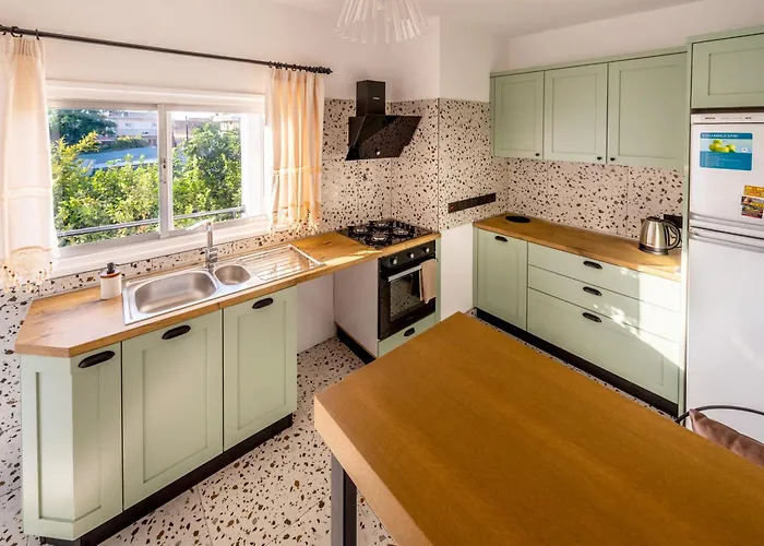 Diamante Guest House-1st Floor Famagusta (Northern Cyprus)