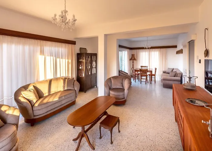 Diamante Guest House-1st Floor *