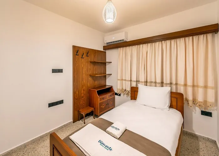 Diamante Guest House-1st Floor *