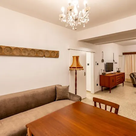 Diamante Guest House-1st Floor Apartman Famaguszta