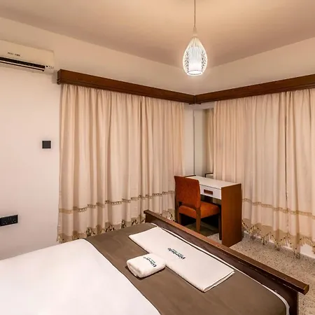 Diamante Guest House-1st Floor * Famaguszta